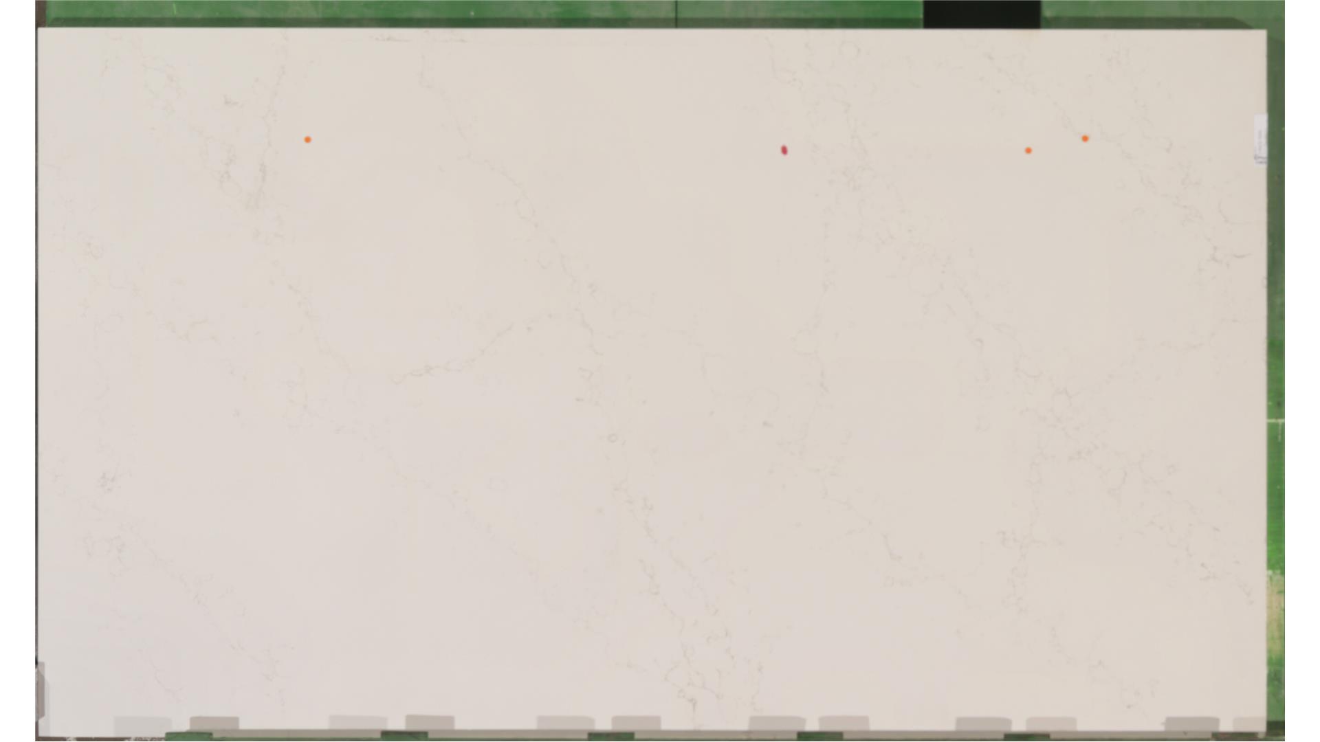 One Quartz Slab Liberty Gold 3cm
