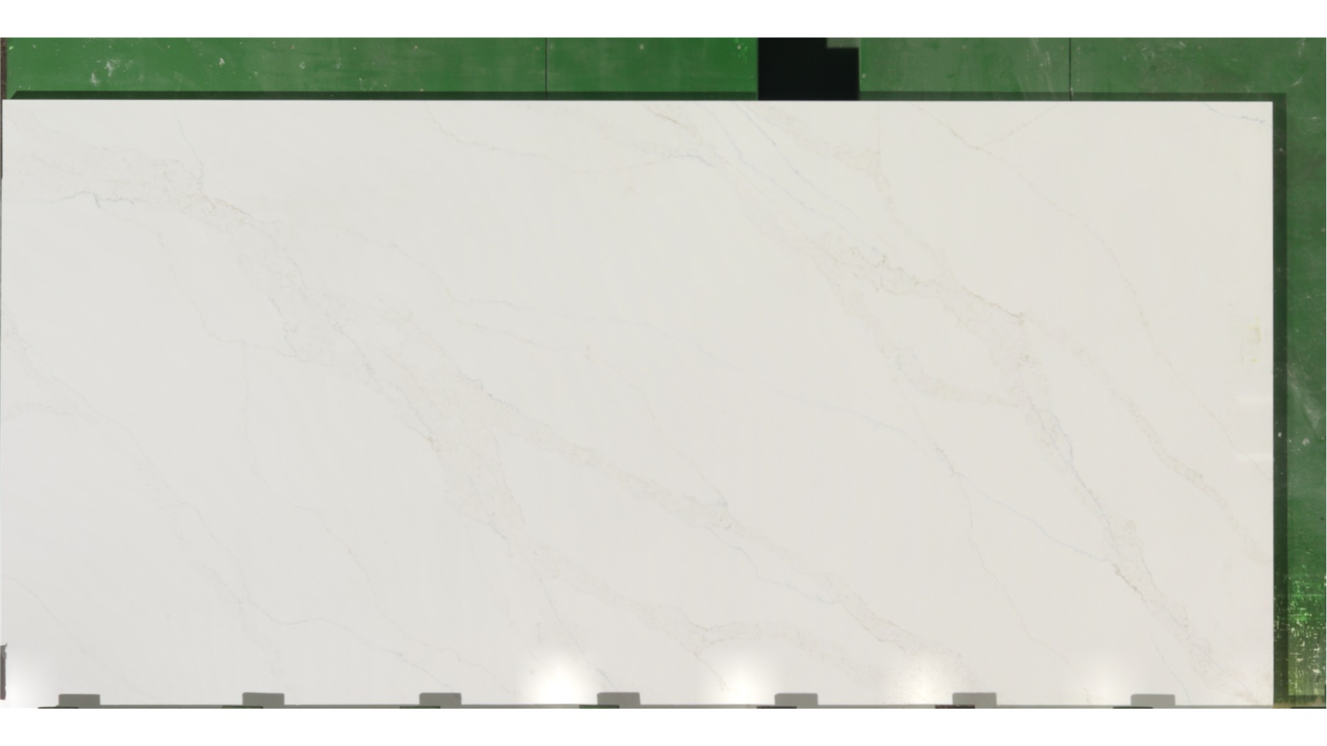 Q-Quartz Slab Calacatta Safyra 3cm