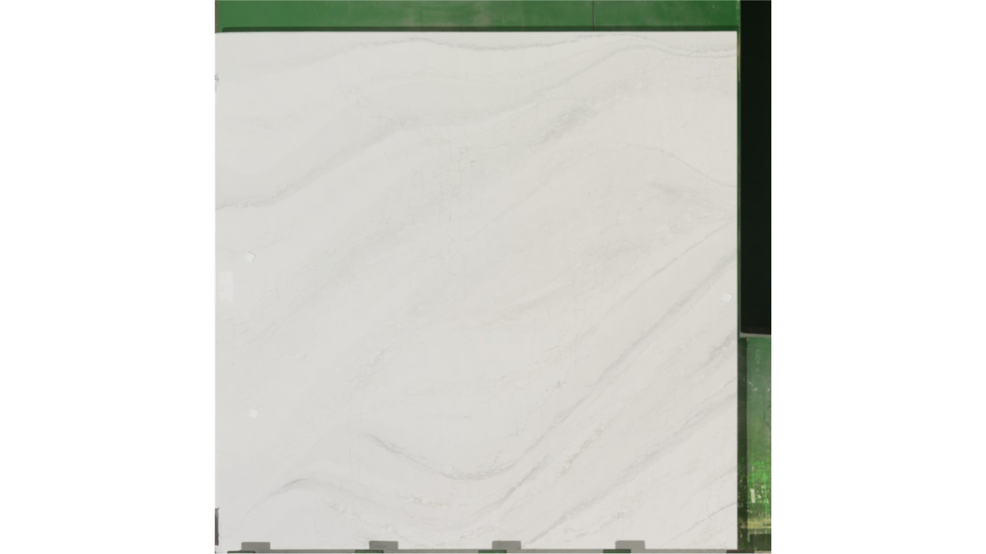 Cambria Everleigh 3cm remnant, 65" × 65", on hand in Bensenville